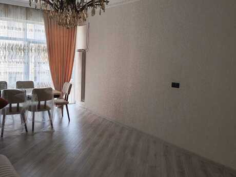 8 Noyabrda 3 otaqlı yeni tikili mənzil kirayə verilir, 160 m², 1 300 AZN/ay, şəkil 2 / 10