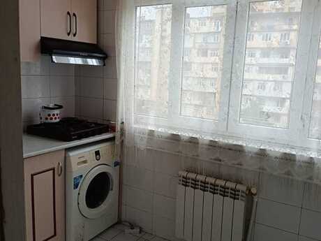 2-room old-build apartment for rent in Yeni Yasamal, 50 m², 500 AZN/mo, photo 2 / 5