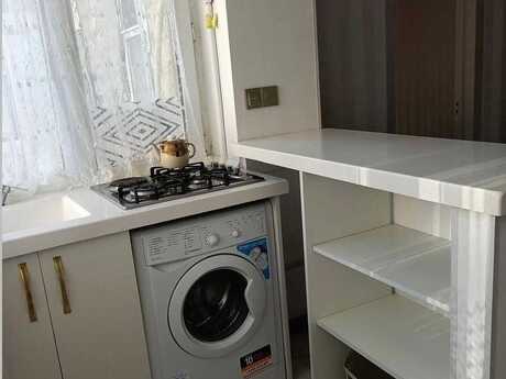 Nizamidə 2 otaqlı köhnə tikili mənzil kirayə verilir, 45 m², 650 AZN/ay, şəkil 3 / 9