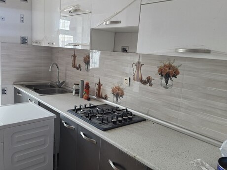 Xalqlar Dostluğunda 3 otaqlı köhnə tikili mənzil kirayə verilir, 67 m², 750 AZN/ay, şəkil 3 / 12