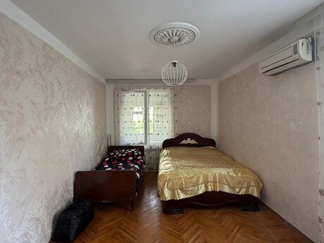 Объявление №6547251 - Баку, пос. Бакиханова, 2-комн., 45 м², 2/5 этаж