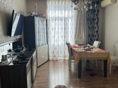 Bayılda 3 otaqlı köhnə tikili mənzil kirayə verilir, 80 m², 950 AZN/ay, şəkil 2 / 12