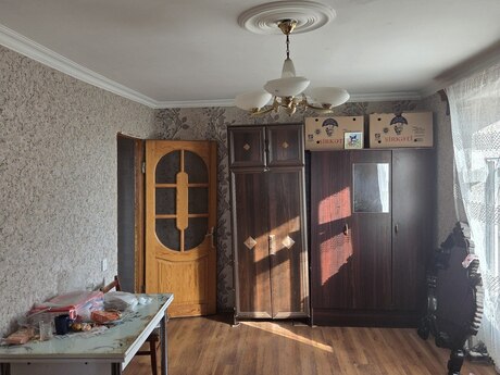 Qara Qarayevdə 1 otaqlı köhnə tikili mənzil kirayə verilir, 36 m², 470 AZN/ay, şəkil 2 / 6