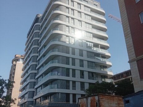 28 Mayda 2 otaqlı yeni tikili mənzil satılır, 67 m², 220 000 AZN, şəkil 4 / 8