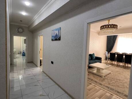 Продаётся 4-комнатная квартира в новостройке, Xalqlar Dostluğu, 142 м², 360 000 AZN, фото 2 / 12