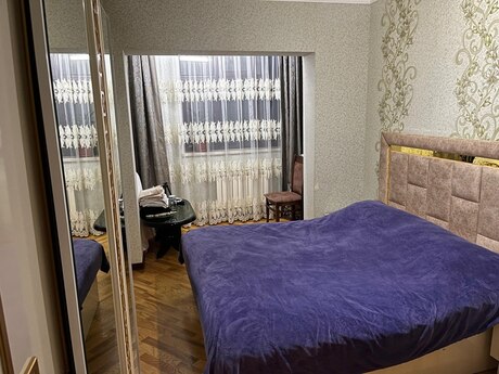 Azadlıq Prospektidə 2 otaqlı köhnə tikili mənzil satılır, 70 m², 250 000 AZN, şəkil 4 / 12