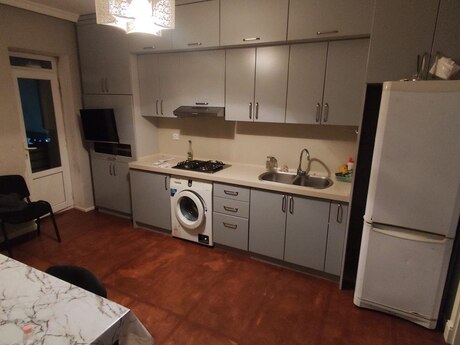 Masazırda 2 otaqlı yeni tikili mənzil kirayə verilir, 45 m², 350 AZN/ay, şəkil 5 / 11