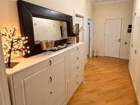 Продаётся 2-комнатная квартира в новостройке, Memar Əcəmi, 85 м², 255 000 AZN, фото 5 / 7
