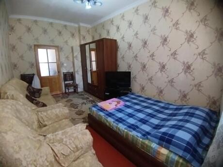 Ağ şəhərdə 1 otaqlı köhnə tikili mənzil kirayə verilir, 30 m², 350 AZN/ay, şəkil 5 / 12