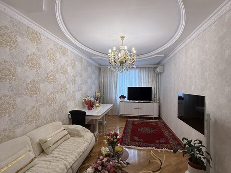 Продаётся 3-комнатная квартира в новостройке, Həzi Aslanov, 100 м², 300 000 AZN, фото 2 / 11