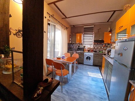 5 otaqlı ev, 210 m², Sabunçu, 750 AZN