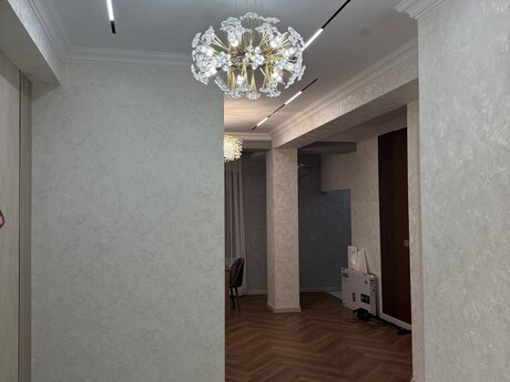 Qaraçuxurda 3 otaqlı yeni tikili mənzil kirayə verilir, 110 m², 900 AZN/ay, şəkil 5 / 12