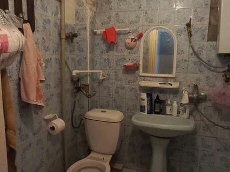 Avtovağzalda 2 otaqlı köhnə tikili mənzil satılır, 35 m², 100 000 AZN, şəkil 5 / 12