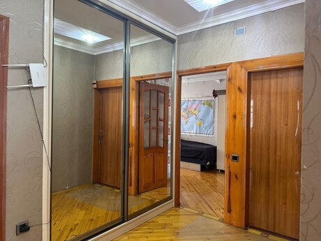 İnşaatçılarda 4 otaqlı köhnə tikili mənzil kirayə verilir, 125 m², 850 AZN/ay, şəkil 5 / 11