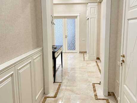 Elmlər Akademiyasında 6 otaqlı yeni tikili mənzil kirayə verilir, 250 m², 3 500 AZN/ay, şəkil 2 / 9