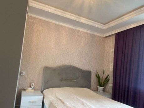 Əhmədlidə 2 otaqlı köhnə tikili mənzil satılır, 55 m², 165 000 AZN, şəkil 4 / 12