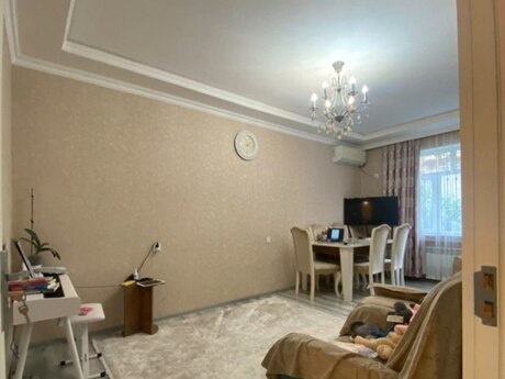 Əhmədlidə 2 otaqlı köhnə tikili mənzil satılır, 55 m², 165 000 AZN, şəkil 3 / 12