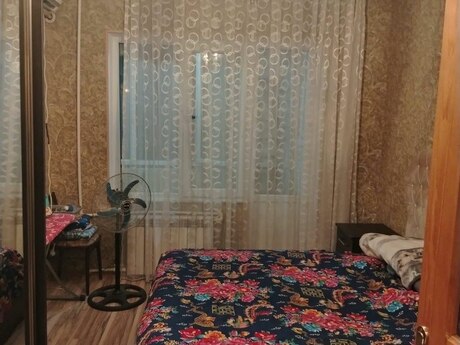 8-ci mikrorayonda 2 otaqlı köhnə tikili mənzil kirayə verilir, 60 m², 650 AZN/ay, şəkil 3 / 10