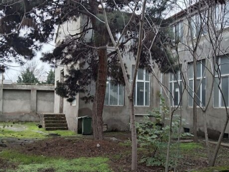 16 rooms · 900 m²