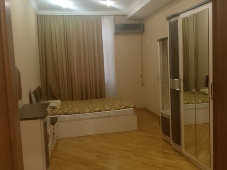 Объявление №6547714 - Баку, Хатаинский р., 3-комн., 119 м², 4/17 этаж