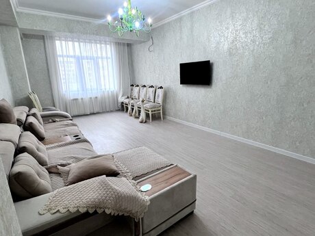 2 otaq · 75 m² · 2/7 mərtəbə, Qara Qarayev