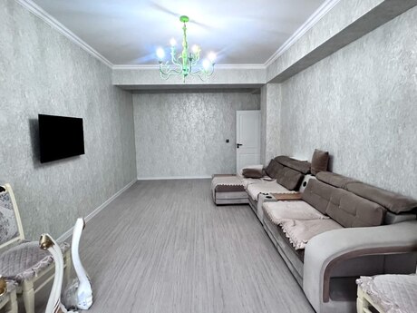 Qara Qarayevdə 2 otaqlı yeni tikili mənzil kirayə verilir, 75 m², 800 AZN/ay, şəkil 2 / 9