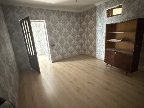 İnşaatçılarda 2 otaqlı həyət evi satılır, 60 m², 115 000 AZN, şəkil 5 / 8