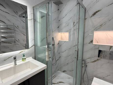 28 Mayda 3 otaqlı yeni tikili mənzil kirayə verilir, 110 m², 1 300 AZN/ay, şəkil 4 / 6