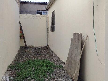 Binəqədidə 3 otaqlı həyət evi satılır, 70 m², 77 000 AZN, şəkil 2 / 11