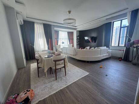 3-комн. · 155 m² · 11/15 этаж, Gənclik
