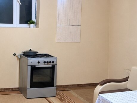 Badamdarda 2 otaqlı həyət evi kirayə verilir, 45 m², 235 AZN/ay, şəkil 3 / 4