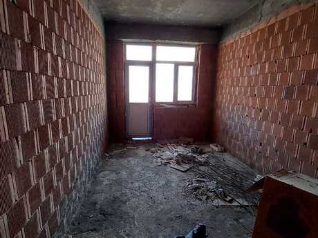 Qurtuluş 93 kompleksində 1 otaqlı yeni tikili mənzil satılır, 57 m², 60 000 AZN, şəkil 4 / 6