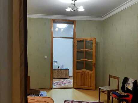 Köhnə Günəşlidə 2 otaqlı köhnə tikili mənzil satılır, 62 m², 139 000 AZN, şəkil 5 / 12