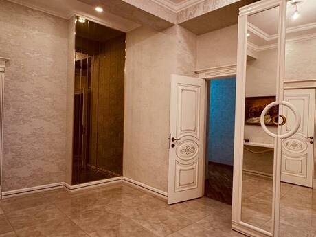 8 Noyabrda 3 otaqlı yeni tikili mənzil satılır, 151 m², 460 000 AZN, şəkil 5 / 12