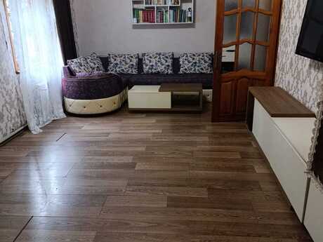 Elan №6547940 - Bakı, Qara Qarayev m., 4 otaqlı, 150 m²