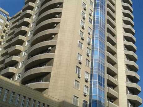 Elan №6547968 - Bakı, Şah İsmayıl Xətai m., 3 otaqlı, 145 m², 15/16 mərtəbə