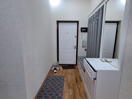 3 otaqlı mənzil, 110 m², Qara Qarayev, 950 AZN