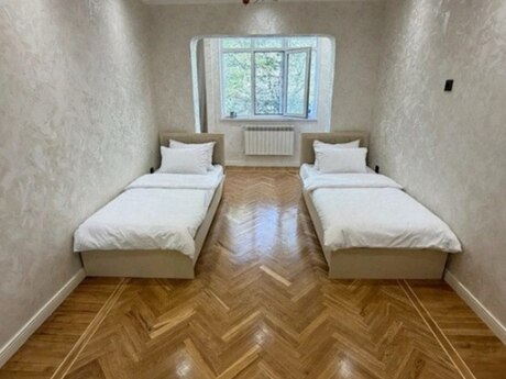 Elan №6547949 - Bakı, İnşaatçılar m., 3 otaqlı, 850 m², 3/9 mərtəbə