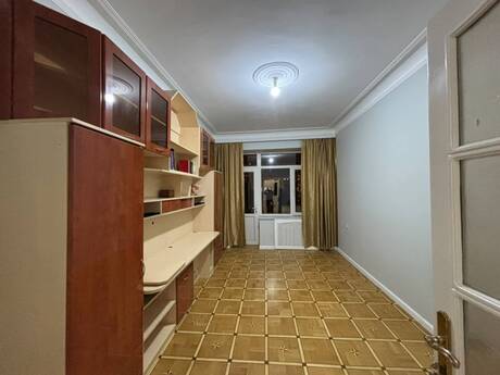 Nizamidə 3 otaqlı köhnə tikili mənzil kirayə verilir, 73 m², 800 AZN/ay, şəkil 5 / 10