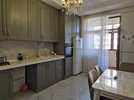 Elan №6548072 - Bakı, Yasamal q., 5 otaqlı, 180 m², 16/21 mərtəbə