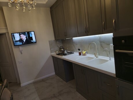 Main MTK kompleksində 5 otaqlı yeni tikili mənzil satılır, 180 m², 345 000 AZN, şəkil 5 / 12