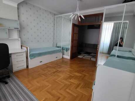 Сдаётся 4-комнатная квартира в новостройке, Nizami, 170 м², 1 300 AZN/мес, фото 5 / 12