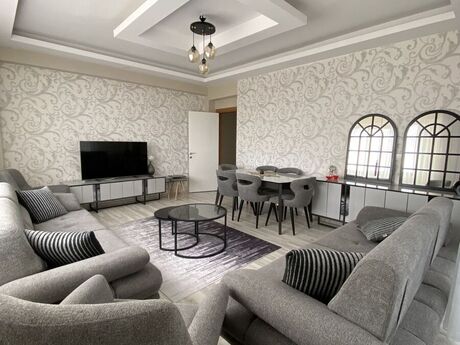 3 otaqlı mənzil, 120 m², Nəsimi, 1 500 AZN