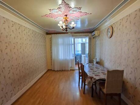 2 otaqlı mənzil, 60 m², Neftçilər, 550 AZN