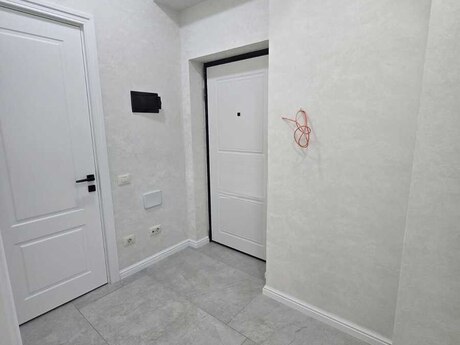 Продаётся 2-комнатная квартира в новостройке, Elmlər Akademiyası, 55 м², 200 000 AZN, фото 2 / 11
