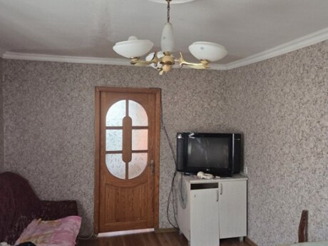 Объявление №6548186 - Баку, м. Кара Караев, 2-комн., 45 м², 3/5 этаж