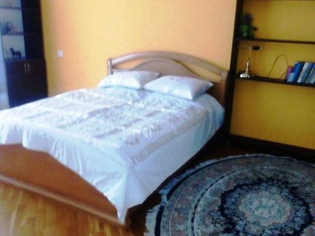 Объявление №6212784 - Баку, м. Элмляр Академиясы, 3-комн., 80 м², 5/5 этаж
