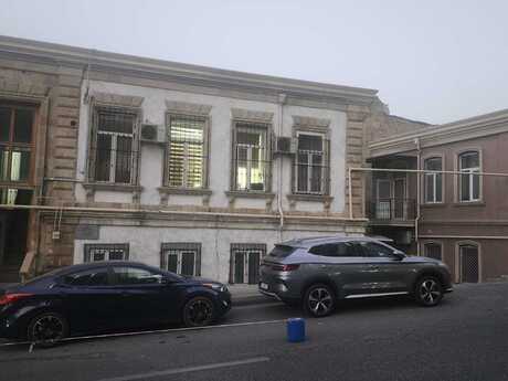 İçəri Şəhərdə 3 otaqlı köhnə tikili mənzil kirayə verilir, 72 m², 1 000 AZN/ay, şəkil 2 / 9