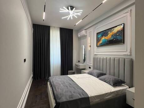 Renessans Palace kompleksində 4 otaqlı yeni tikili mənzil satılır, 185 m², 865 000 AZN, şəkil 5 / 9