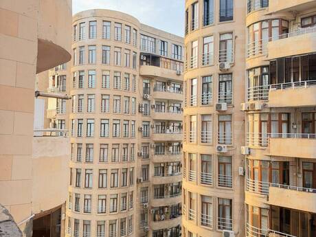 Сдаётся 3-комнатная квартира в новостройке, Şah İsmayıl Xətai, 155 м², 1 500 AZN/мес, фото 2 / 12